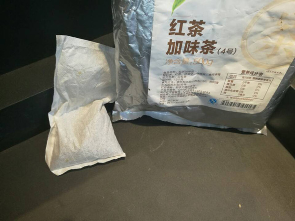 奶茶配方—原味奶茶制作方法(红茶闷泡方法二)